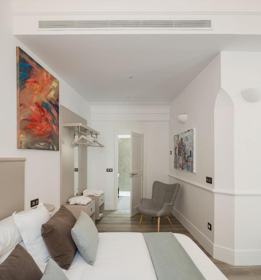 Puerta Catedral Holiday Suites Sevilla Exteriér fotografie
