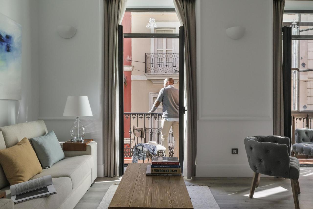 Puerta Catedral Holiday Suites Sevilla Exteriér fotografie