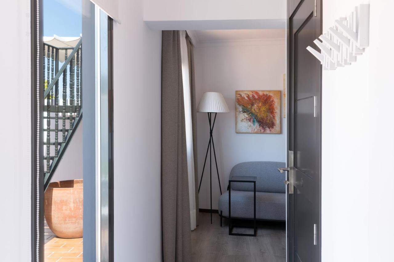Puerta Catedral Holiday Suites Sevilla Exteriér fotografie