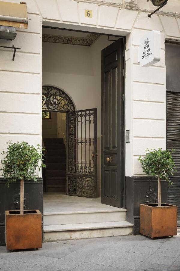 Puerta Catedral Holiday Suites Sevilla Exteriér fotografie